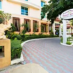 Aiyara Palace 5*
