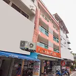 Oyo 75330 Little House Pattaya