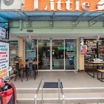 Oyo 75330 Little House 2*