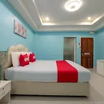 Oyo 75330 Little House 2*