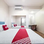 โรงแรม โอโย 645 บ้านเรืองรุ่งโรจน์ Pattaya