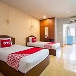 Oyo 663 Green Beach Room