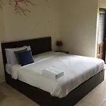 Phuriburi Aparthotel