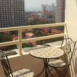 View Talay 1b By Franco Jontiem Bed & Breakfast