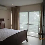 อพาร์ทเม้น Wongamat Privacy Naklua Soi 16-2 *