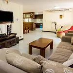 Villa Rosa With Private Pool And Jacuzzi 100M To Beach