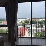 Aparthotel The Peridot Serviced *