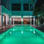 Amazing Pool Pattaya