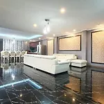Villa Amazing Pool *