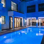 Villa Amazing Pool