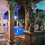 Amazing Pool *