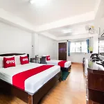 Hotel Oyo 1157 Ploy Pailin Place Pattaya