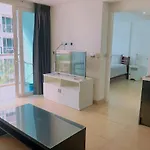 Centara Avenue Soi Buakhao By Daisy 2 Apartment *