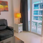 Apartment Centara Avenue Soi Buakhao By Daisy 2 *