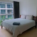 Centara Avenue Soi Buakhao By Daisy 2 Apartment