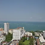 The Base Central Pattaya Seaview