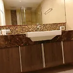 Centara Avenue Soi Buakhao By Daisy 2 Apartment *