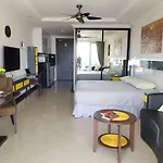 Beautiful A6 Apartment *