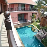 Villa พระตำหนักวิลล่า 10 ห้องนอน พร้อมสระว่ายน้ำส่วนตัว Pattaya