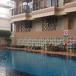 ซันวิว เพลส โรงแรม 3*