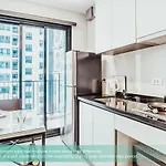 Favstay - The Base Central Pattaya