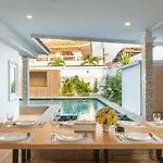 Sabai Pool 12-15 Persons 6br, Sauna, Pool Table, Karaoke, Bbq Pattaya