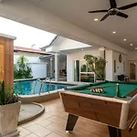 Sabai Pool 12-15 Persons 6br, Sauna, Pool Table, Karaoke, Bbq