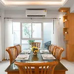 Sabai Pool 12-15 Persons 6br, Sauna, Pool Table, Karaoke, Bbq *