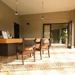 Hotel Ploen By Tolani 2*