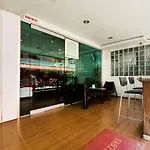 Sweet Pound Hotel