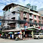 Sweet Pound Hotel