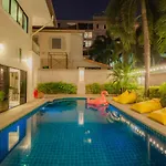 Luxury Pool Villa 4 Bedroom 900M Beach 1.5 Km Downtown