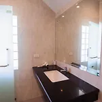 วิลล่า Luxury Pool 4 Bedroom 900m 1.5 Km Downtown *
