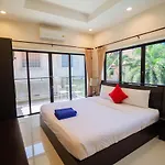 วิลล่า Luxury Pool 4 Bedroom 900m 1.5 Km Downtown Pattaya