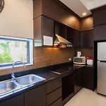 วิลล่า Luxury Pool 4 Bedroom 900m 1.5 Km Downtown