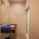Luxury Pool 4 Bedroom 900m 1.5 Km Downtown