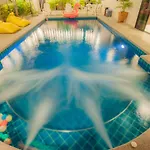 Luxury Pool 4 Bedroom 900m 1.5 Km Downtown วิลล่า Pattaya