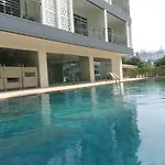 R-Con Rest Sea