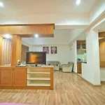 Jolly & Restaurant 4*