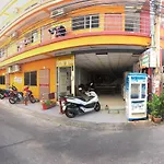โกลเด้นสตาร์ อพาร์ทเม้นท์