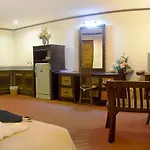 Phuphaya Resort Pattaya