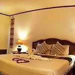 Resort Phuphaya 2*