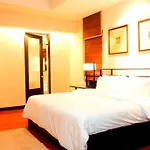 Luxe Aparthotel 3*