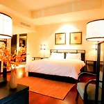Luxe Aparthotel