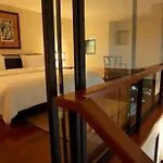 Luxe Aparthotel 3*