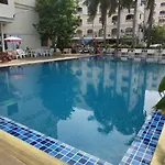 Geek Homesty With Minibar & Kingbed & Swimmingpool