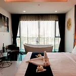 Hotel The Proud - Sha Certified Pattaya