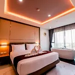 Hotel The Proud - Sha Certified Pattaya