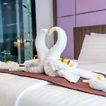 Hotel The Proud - Sha Certified