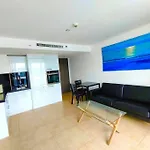 Centara Avenue Residence